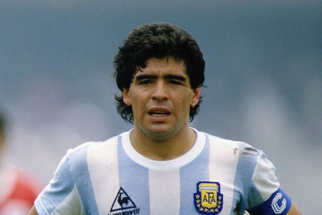 Diego Maradona – Luôn lọt top 100 huyền thoại bóng đá thế giới